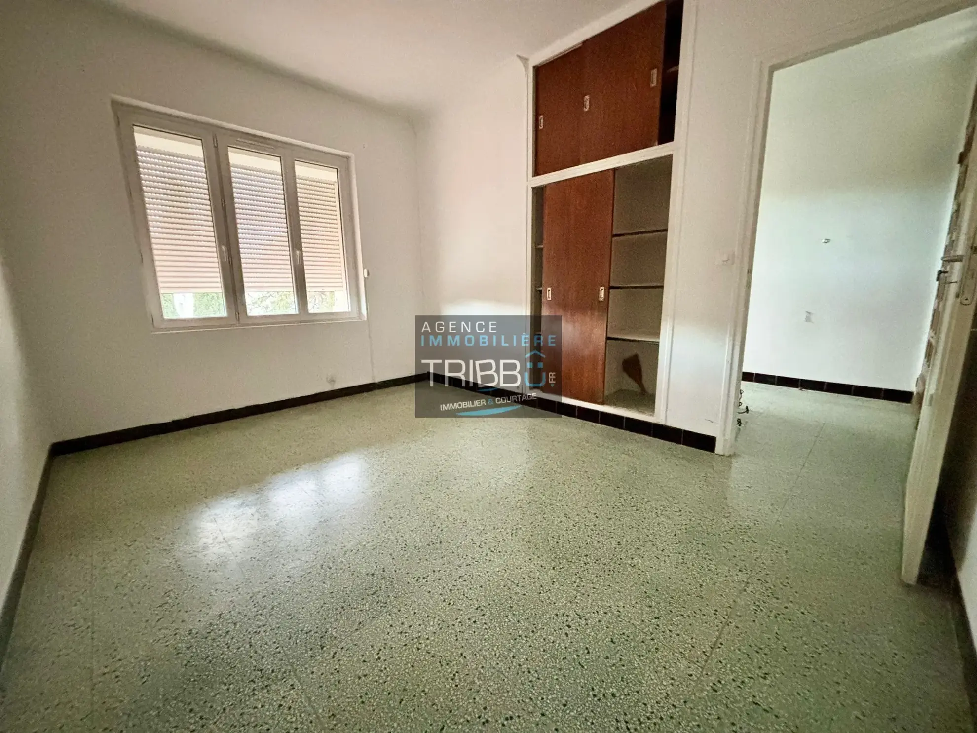 Maison à vendre à Millas - Idéale pour investisseurs et familles 