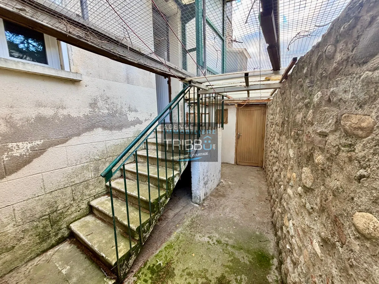 Maison à vendre à Millas - Idéale pour investisseurs et familles 