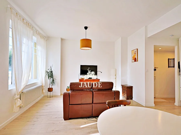 Bel Appartement Rénové à Chamalieres, Limite Royat 