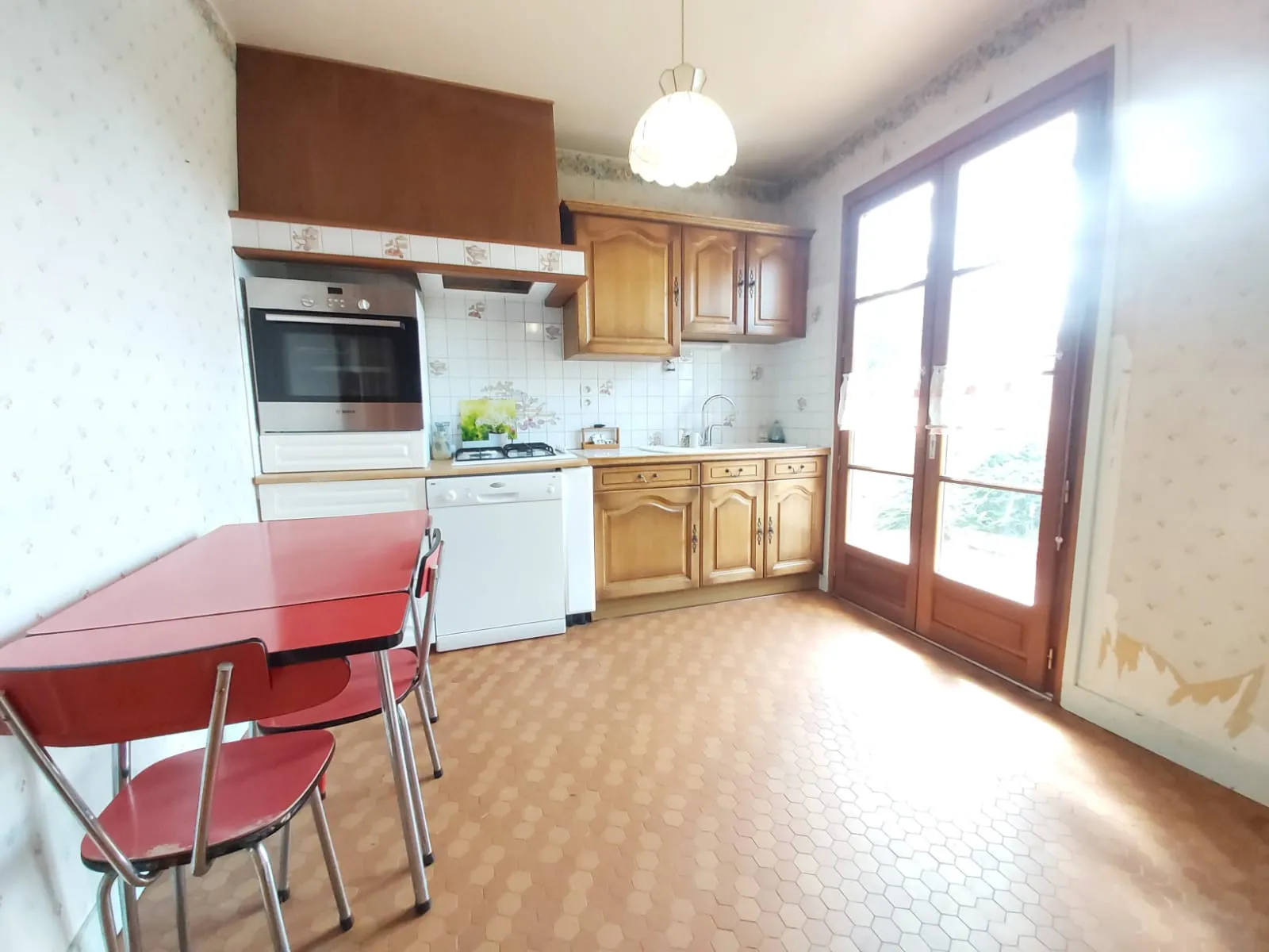 Maison traditionnelle à rénover à Chailly-en-Bière - 542 m2 de terrain 