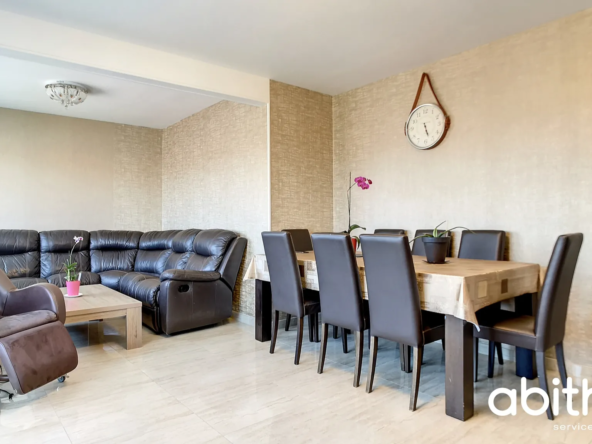 Appartement T4 à vendre - 71 m² à Troyes 