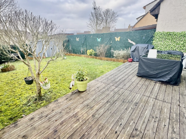 Maison de 4 chambres à vendre à Mantes la Ville - 259 000 € 