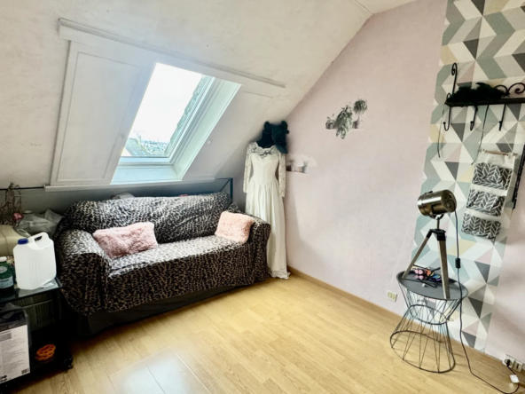 Maison de 4 chambres à vendre à Mantes la Ville - 259 000 € 