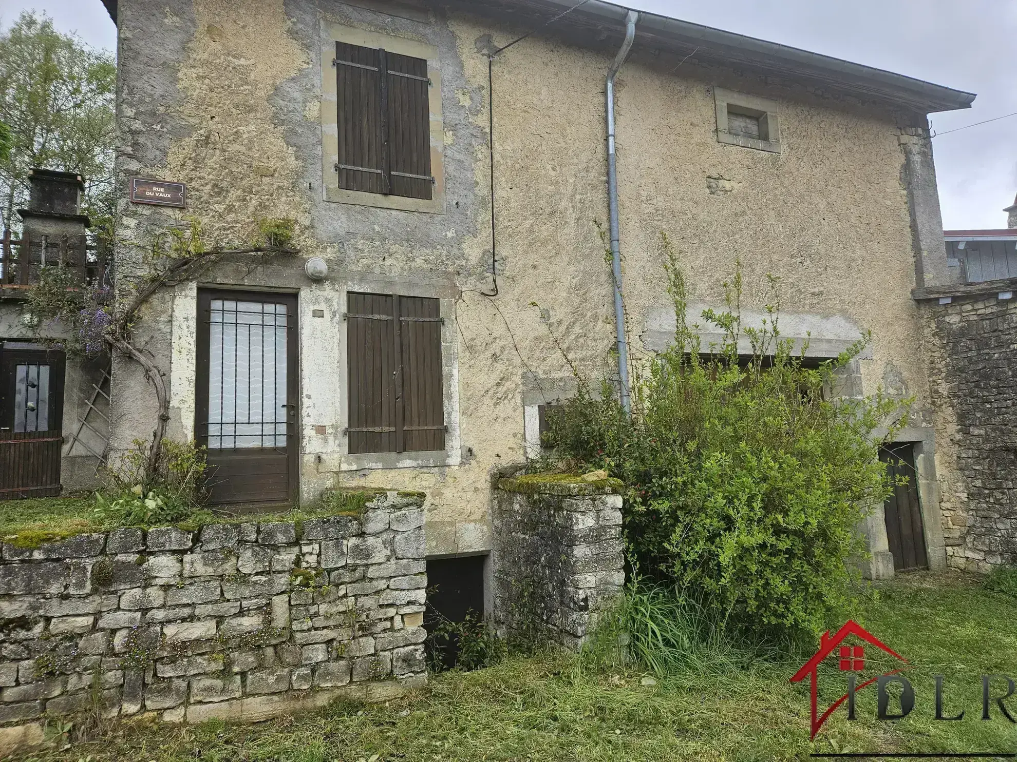 Maison de campagne à vendre, 115 m² sur terrain de 1066 m² près de Bourbonnes-les-Bains 