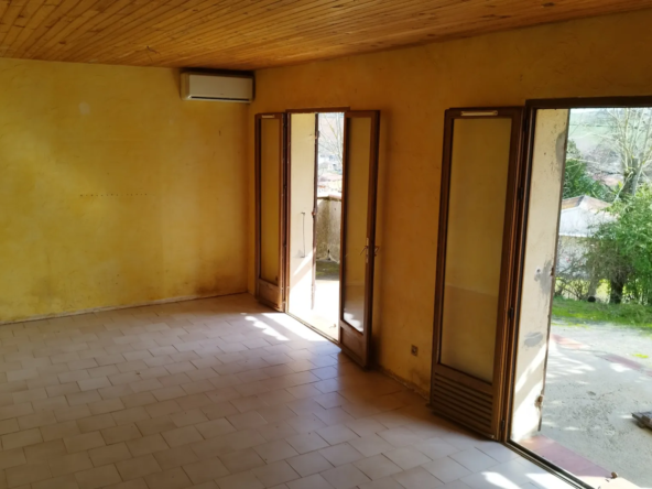 Maison de 85 m² à rénover avec terrain de 1750 m² à Lézat sur Lèze 