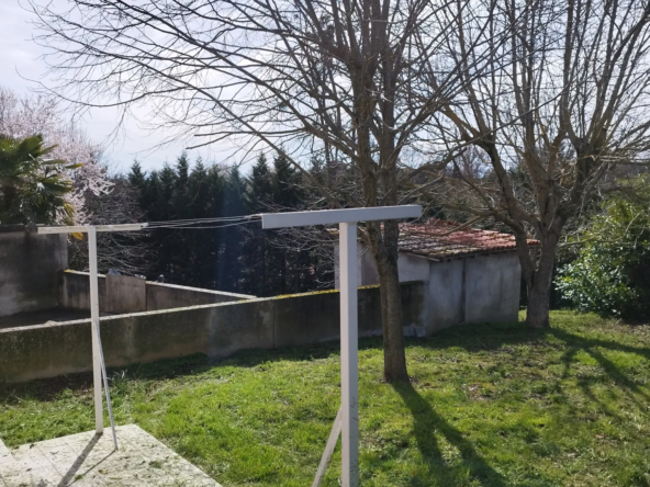 Maison de 85 m² à rénover avec terrain de 1750 m² à Lézat sur Lèze 
