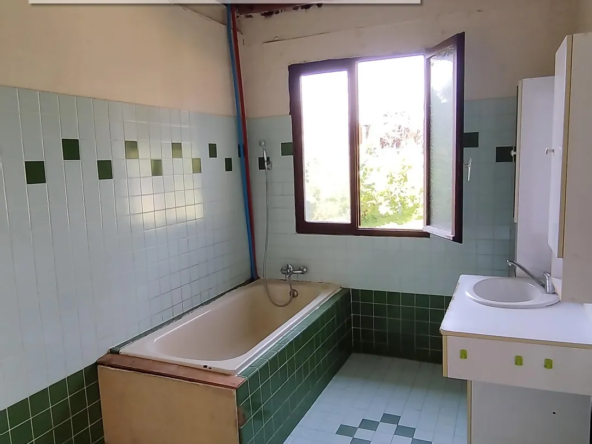 Maison de 85 m² à rénover avec terrain de 1750 m² à Lézat sur Lèze 