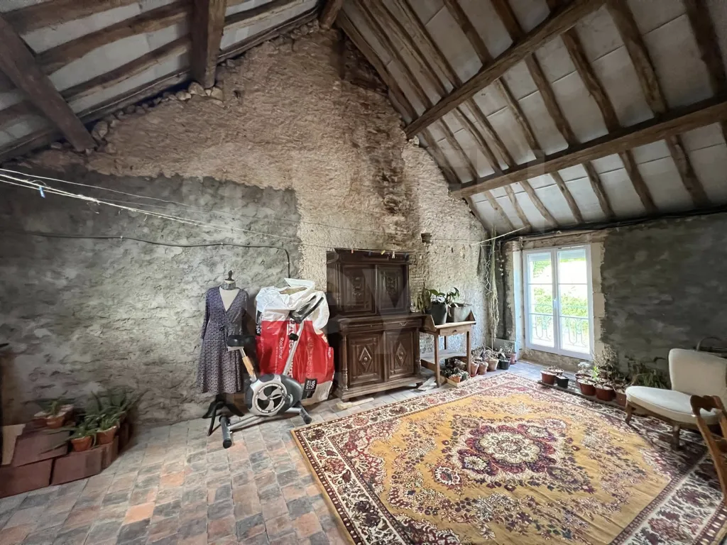 Maison ancienne à Arquian (58310) - 4 pièces de 105,30 m² sur un terrain de 1435 m² 