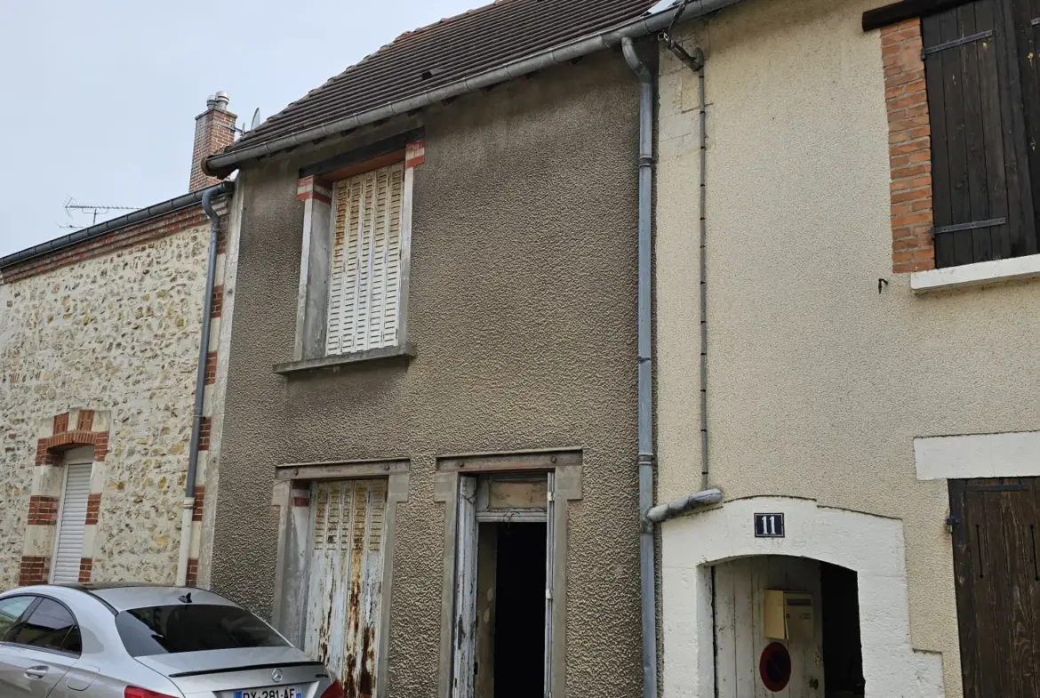 Maison de ville de 49 m² à Gien avec jardin 
