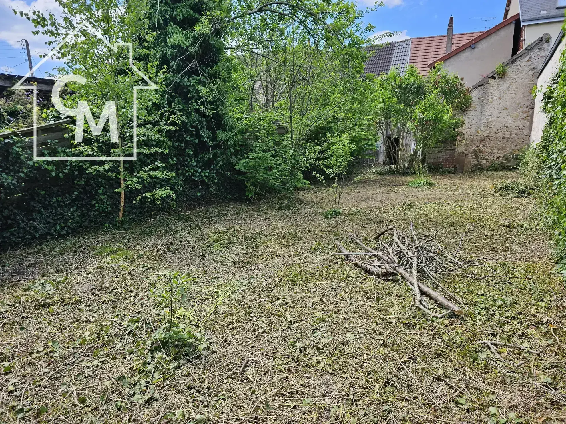 Maison de ville de 49 m² à Gien avec jardin 