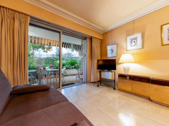 Vente Appartement 2 Pièces en Rez-de-Jardin à Nice - Parc Impérial 