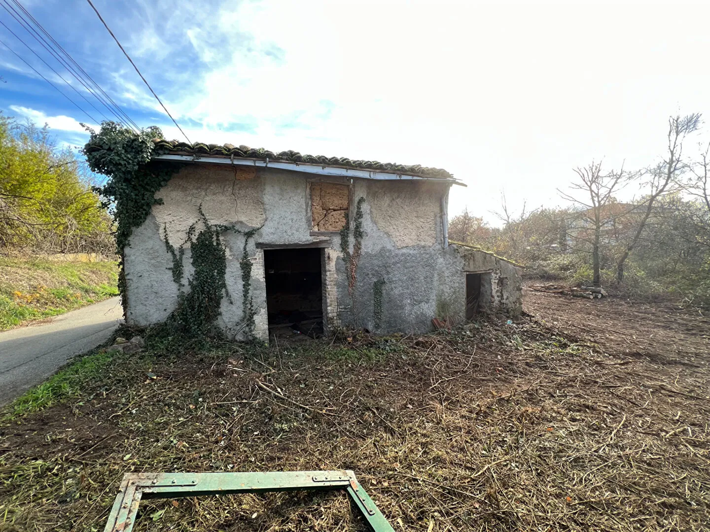 Maison à réhabiliter à Saint-Clair-du-Rhône - 99 000 € 