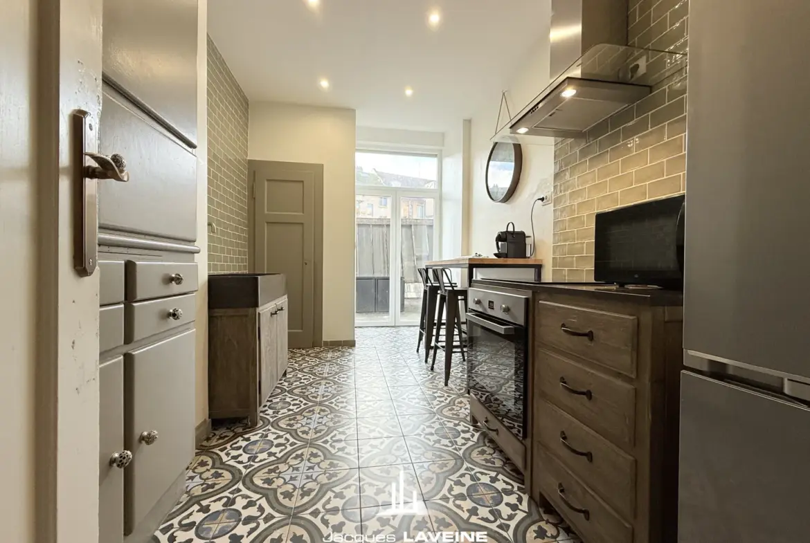 À vendre : Appartement rénové de 77 m² à Metz, Triangle Impérial 