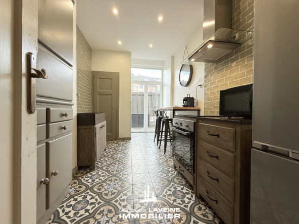 À vendre : Appartement rénové de 77 m² à Metz, Triangle Impérial 