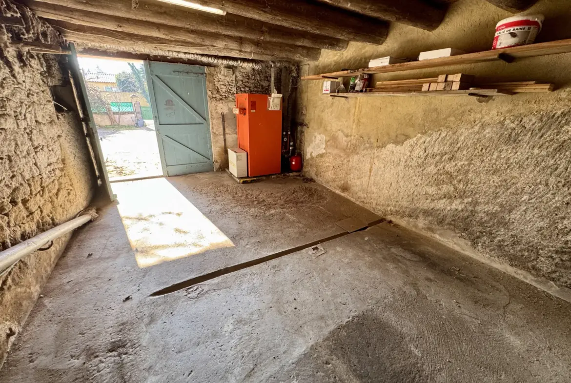Maison à vendre à Sérignan-Du-Comtat avec 3 chambres 