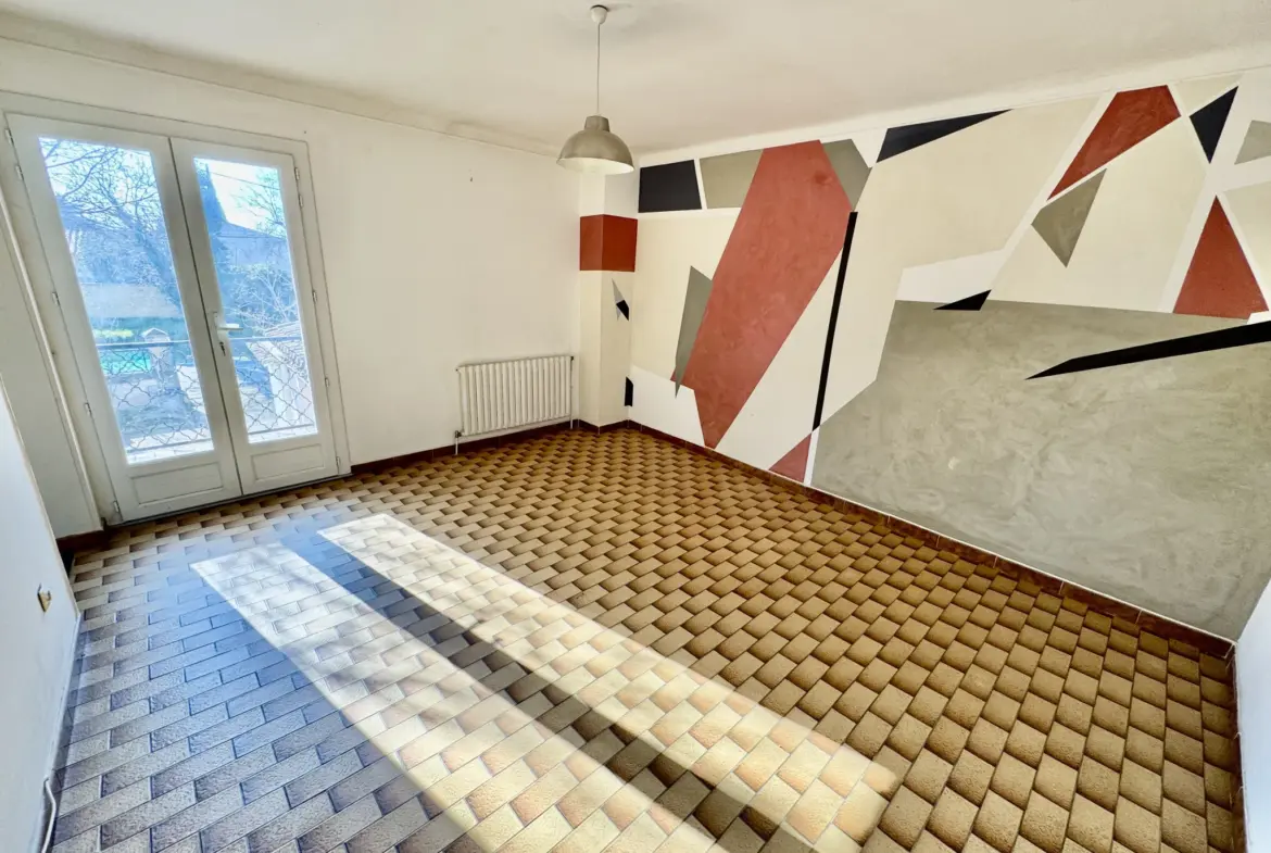 Maison à vendre à Sérignan-Du-Comtat avec 3 chambres 