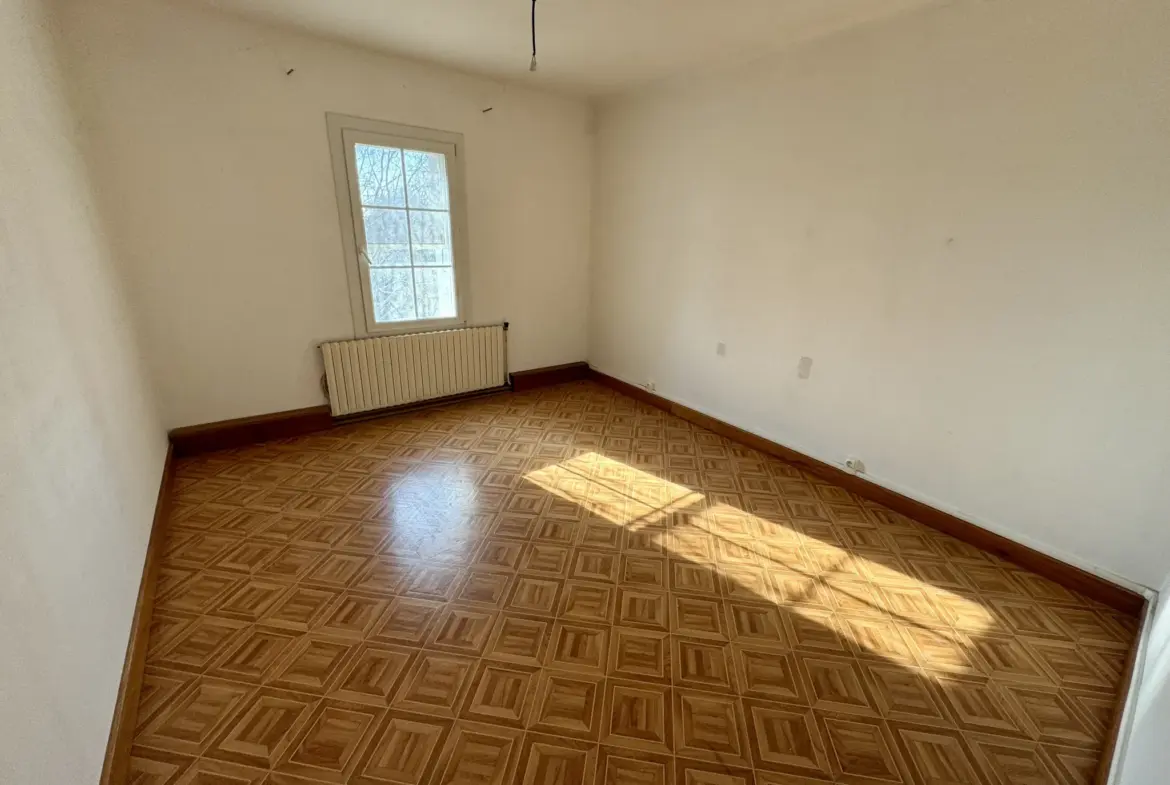 Maison à vendre à Sérignan-Du-Comtat avec 3 chambres 