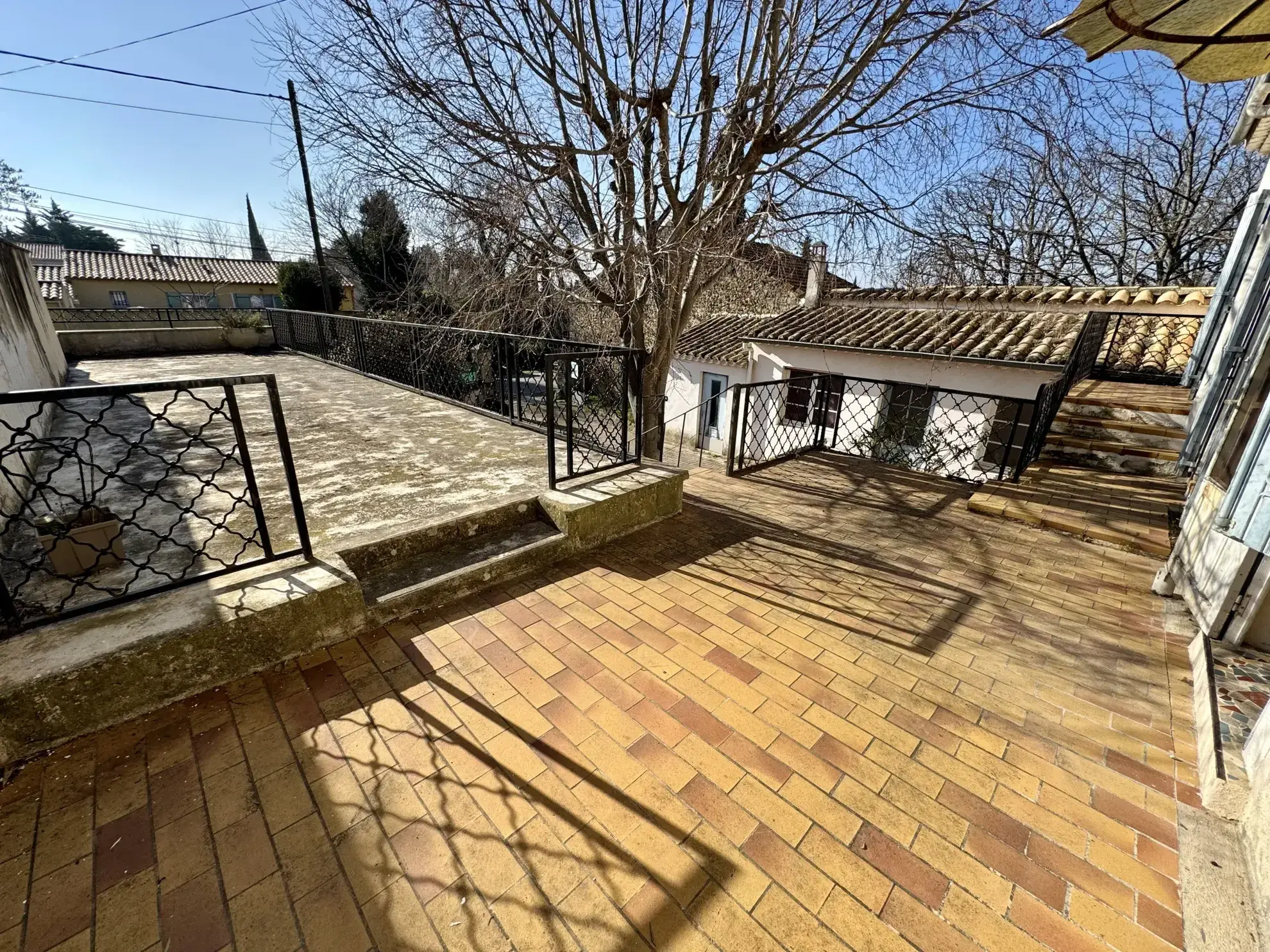 Maison à vendre à Sérignan-Du-Comtat avec 3 chambres 