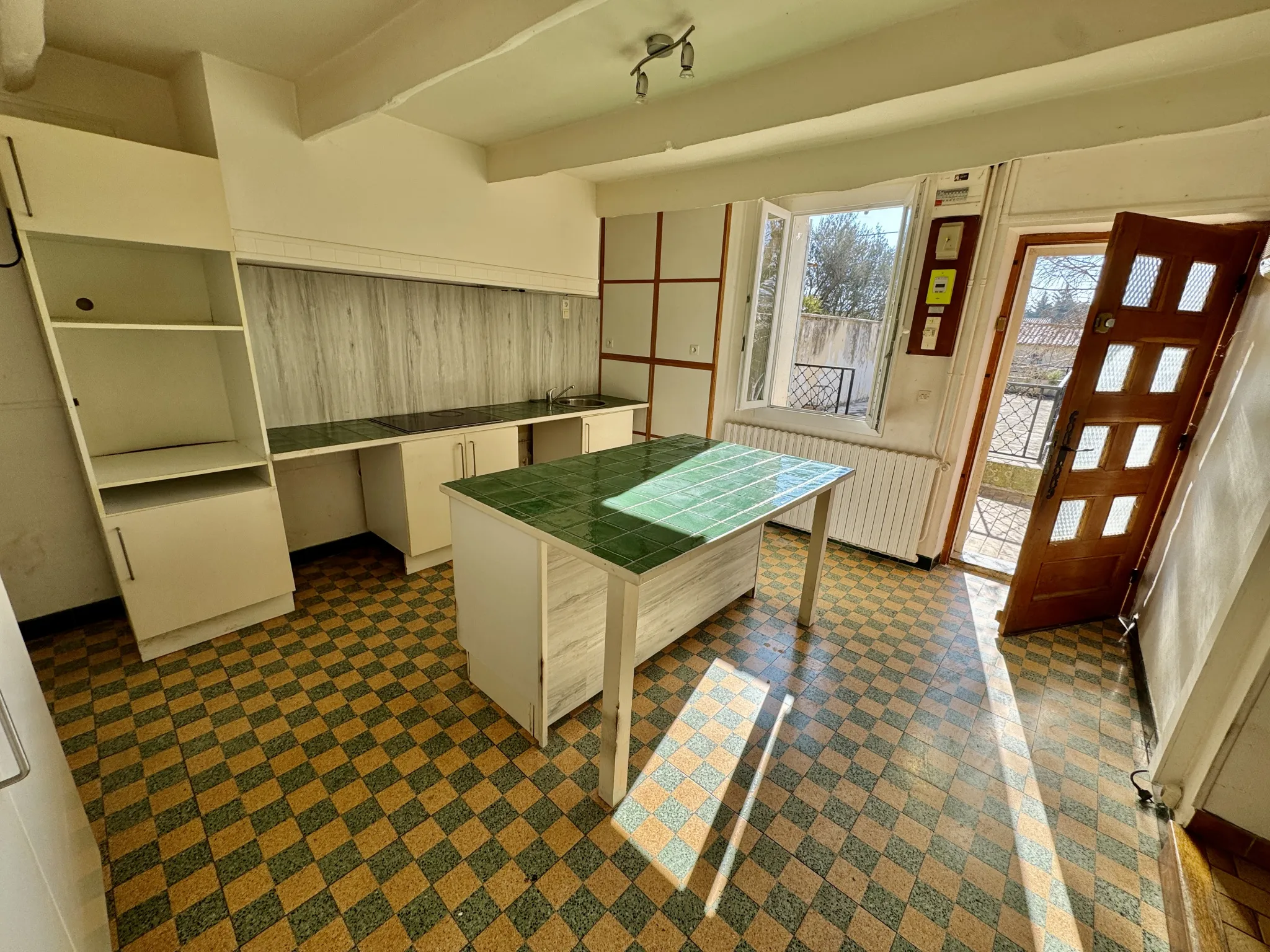 Maison à vendre à Sérignan-Du-Comtat avec 3 chambres 