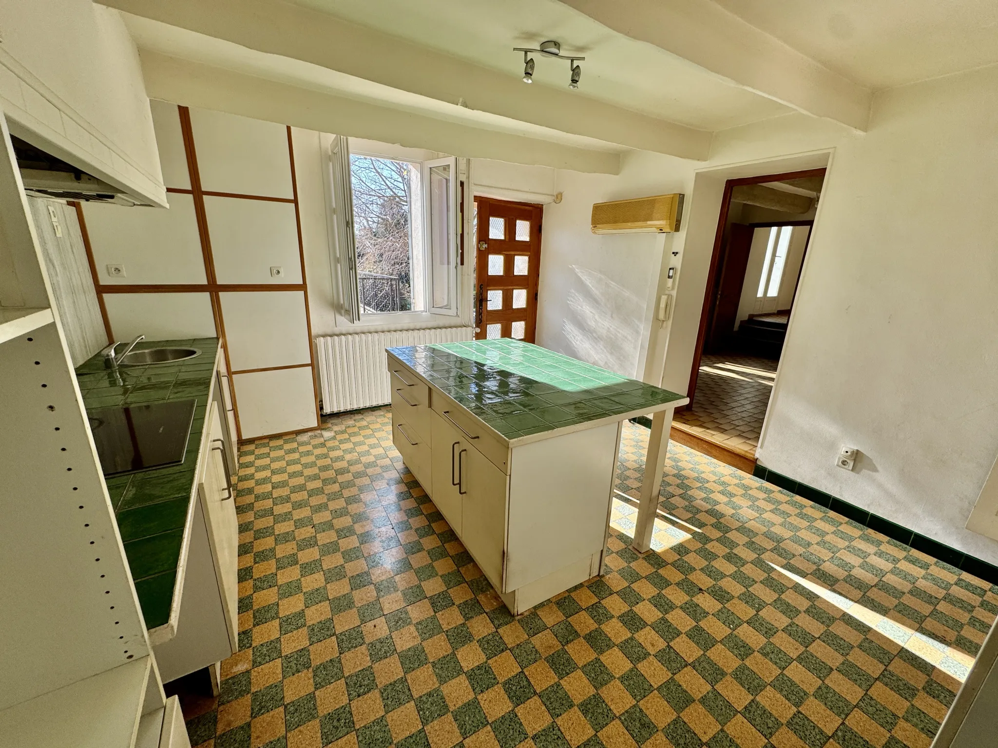 Maison à vendre à Sérignan-Du-Comtat avec 3 chambres 