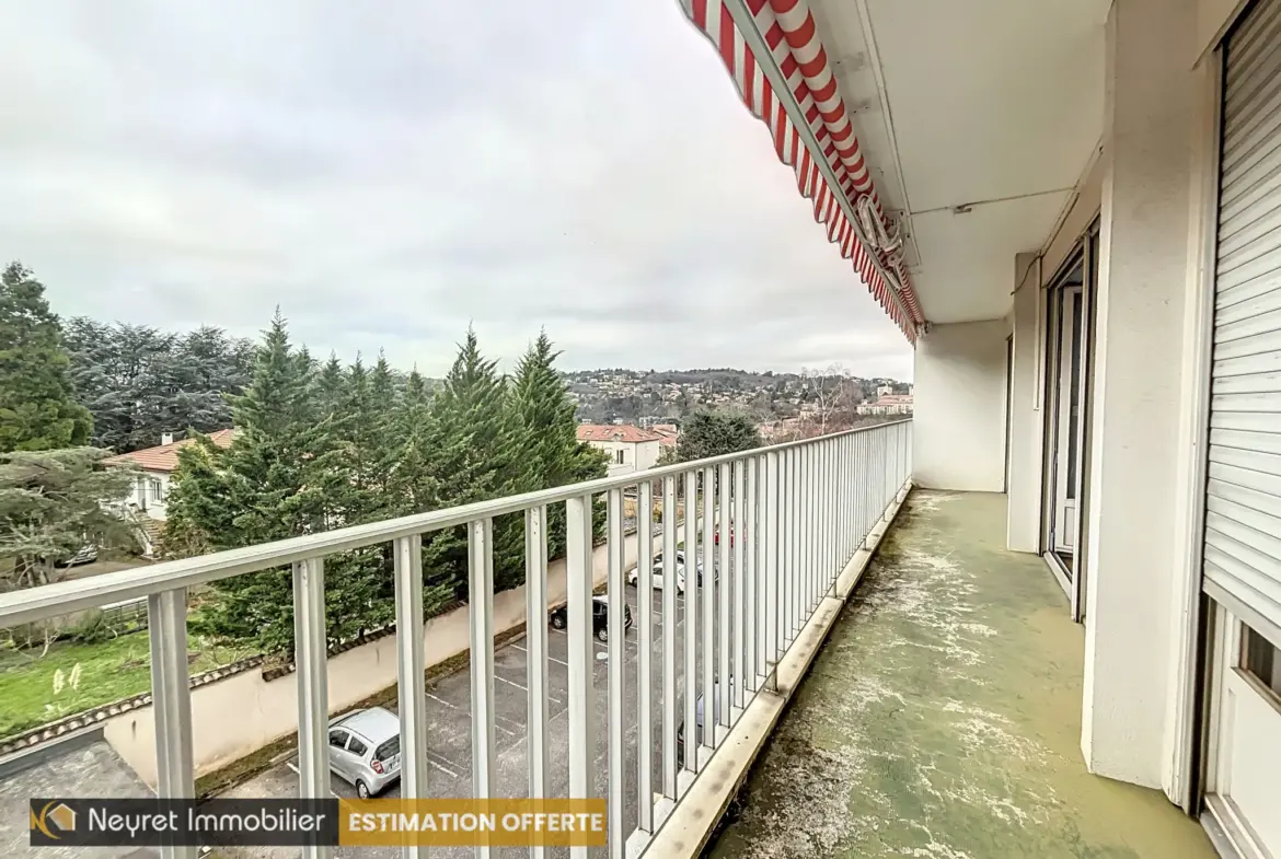 T4 Traversant à Oullins - Calme et Sécurisé 