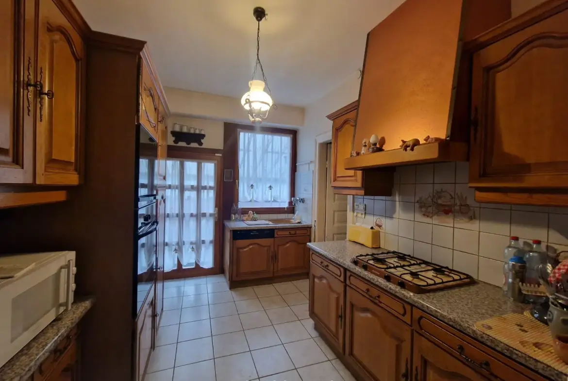 Maison à vendre à Altkirch avec beau potentiel 