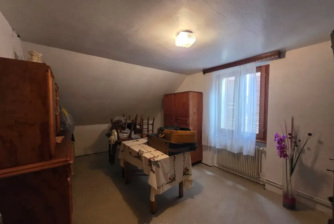Maison à vendre à Altkirch avec beau potentiel 
