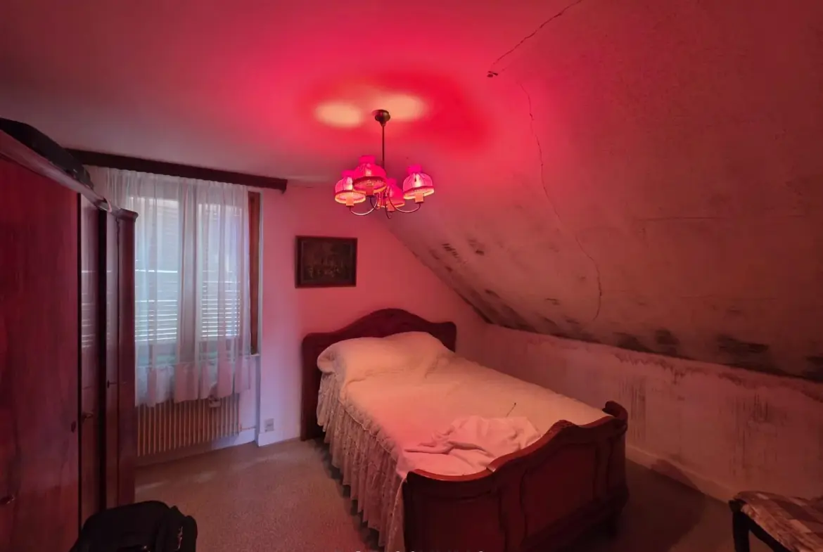 Maison à vendre à Altkirch avec beau potentiel 
