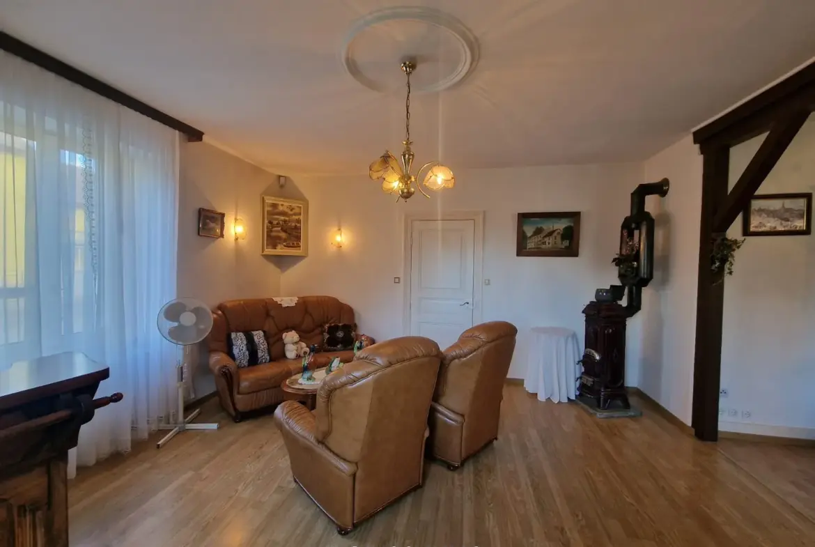 Maison à vendre à Altkirch avec beau potentiel 