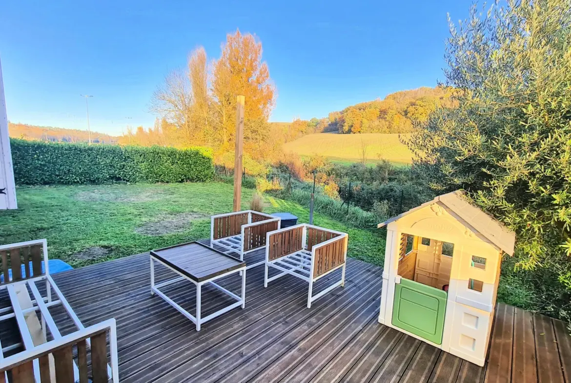 Villa T5 à vendre avec garage et jardin de 921 m² à Gaillac Toulza 