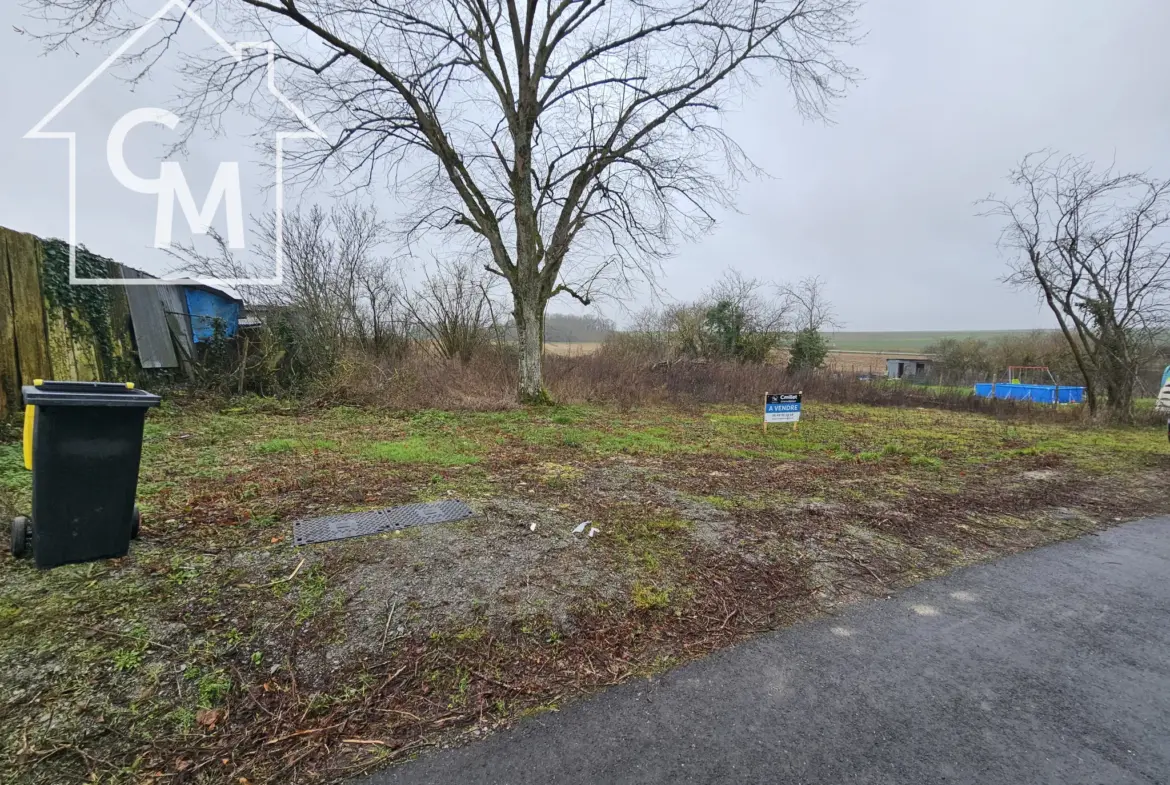 Terrain constructible à Paudy - 602 m² 