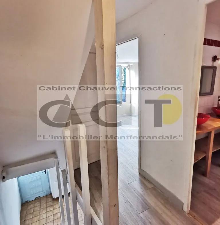 Charmante maison de 57 m² avec 2 chambres à Montpeyroux à vendre 