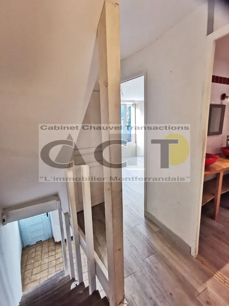 Charmante maison de 57 m² avec 2 chambres à Montpeyroux à vendre 