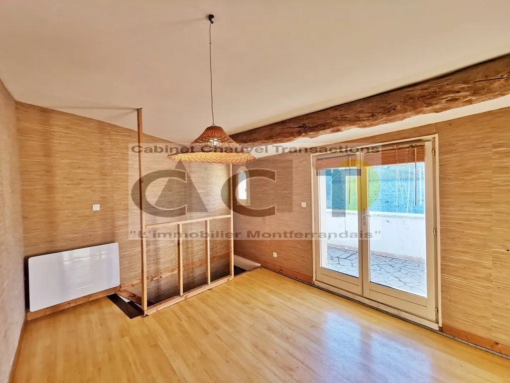Charmante maison de 57 m² avec 2 chambres à Montpeyroux à vendre 