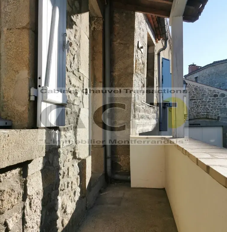 Charmante maison de 57 m² avec 2 chambres à Montpeyroux à vendre 