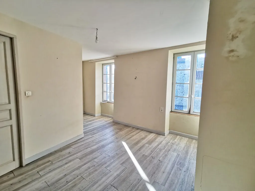Charmante maison de 57 m² avec 2 chambres à Montpeyroux à vendre 