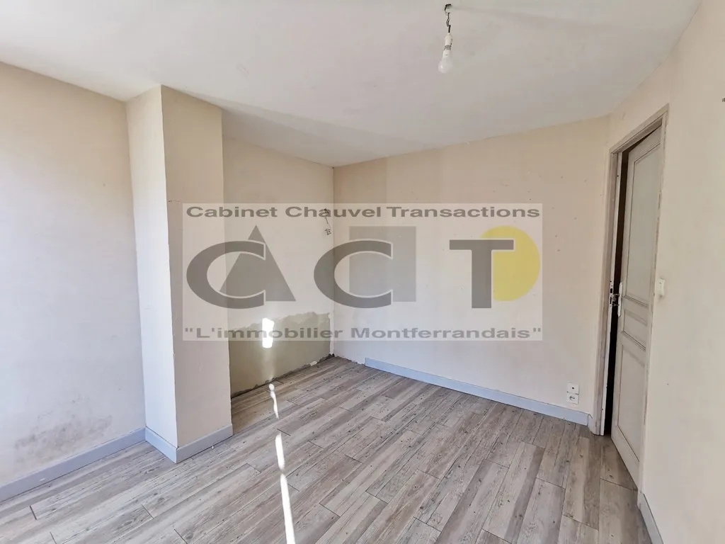 Charmante maison de 57 m² avec 2 chambres à Montpeyroux à vendre 