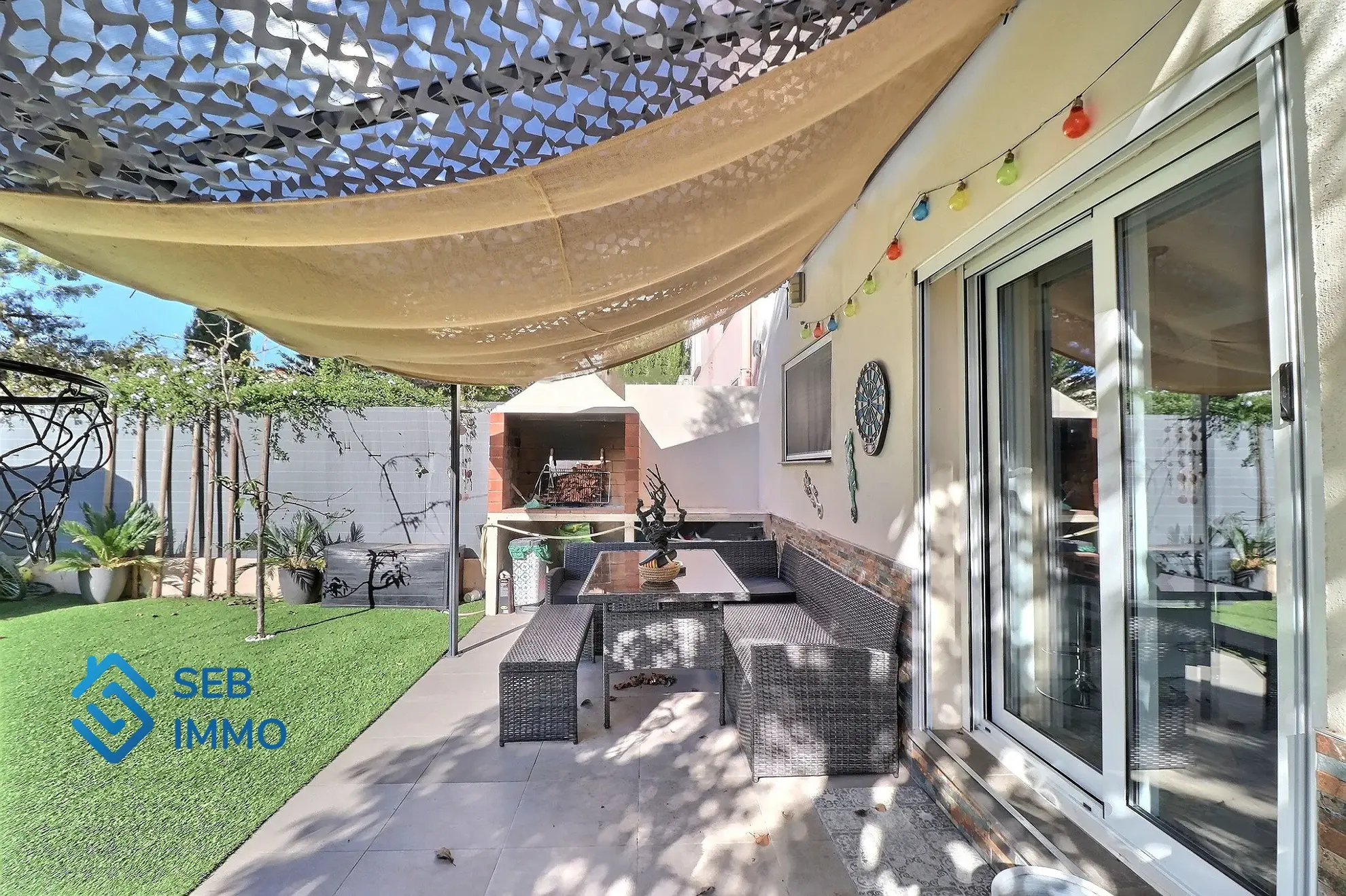 Maison mitoyenne 2 faces avec piscine à Le Boulou 