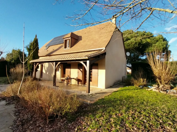 À Prigonrieux, maison à vendre 4 chambres avec piscine et jardin