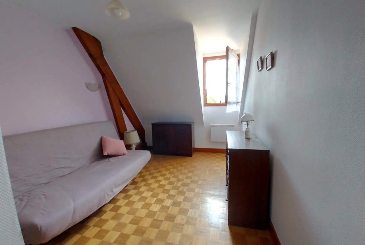 À Prigonrieux, maison à vendre 4 chambres avec piscine et jardin 