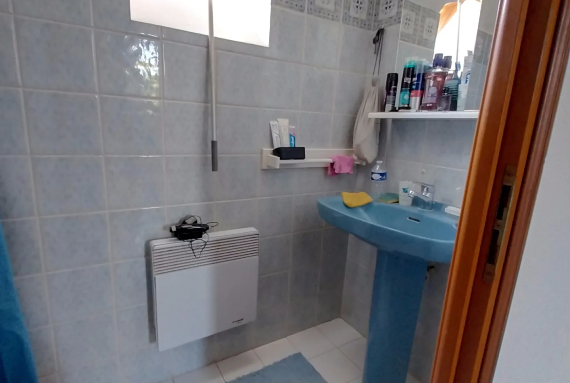 À Prigonrieux, maison à vendre 4 chambres avec piscine et jardin 