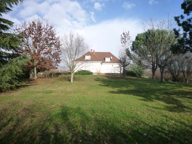 Maison périgourdine avec potentiel à Casseneuil 