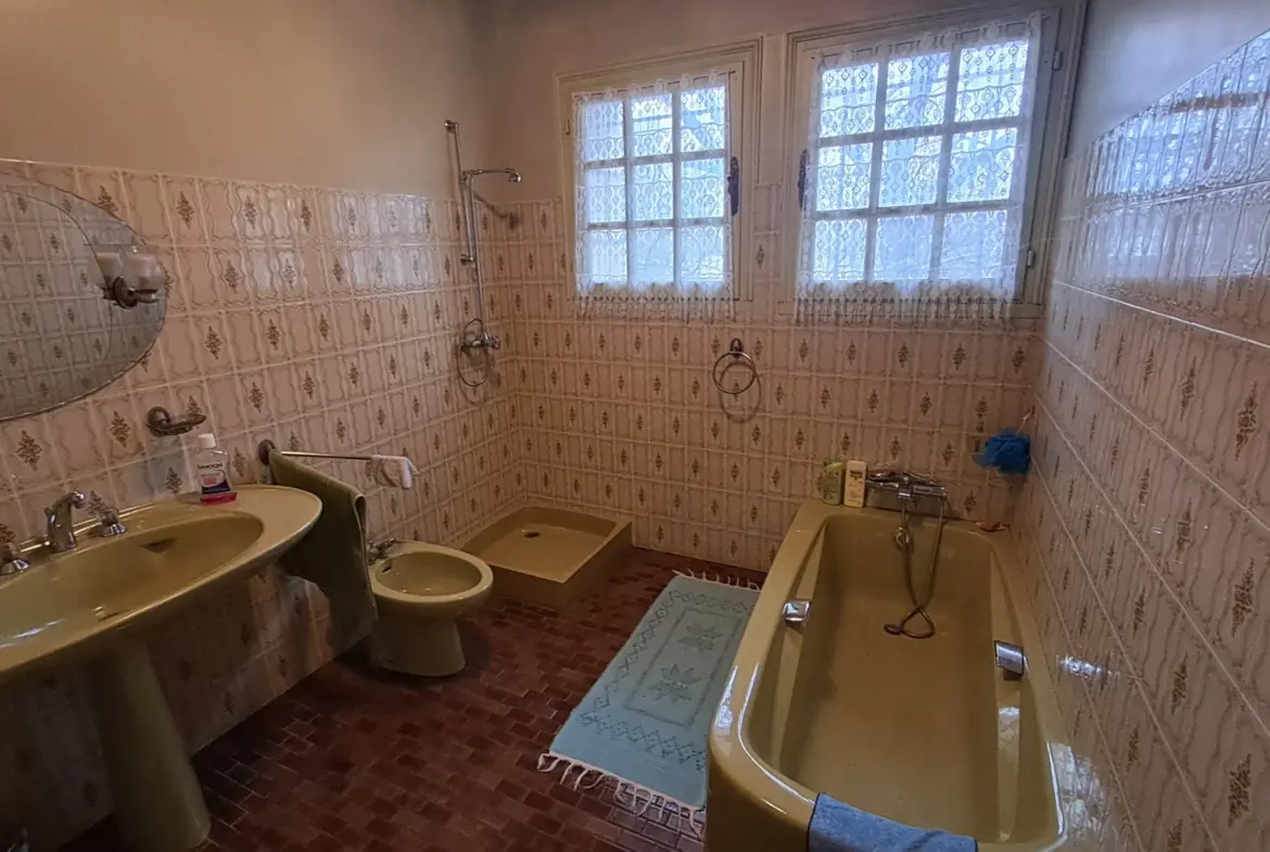 Maison périgourdine avec potentiel à Casseneuil 