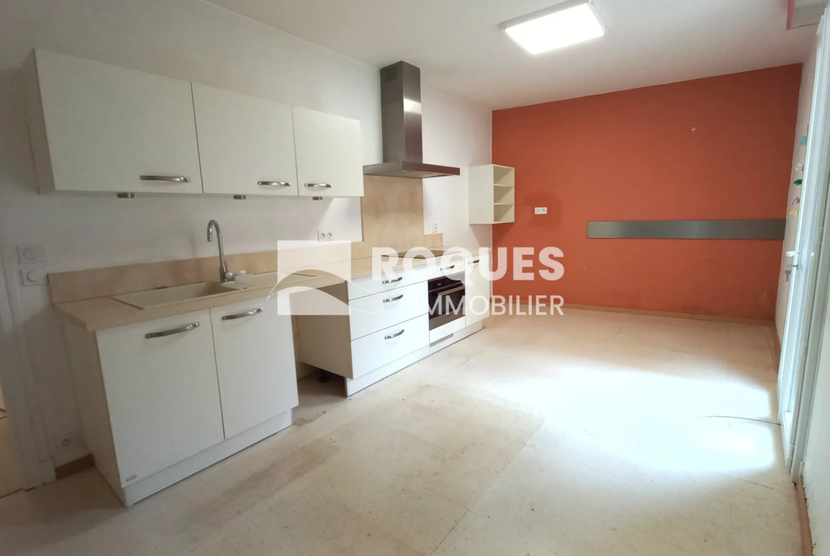 Appartement F3 au 1er étage avec terrasse de 40 m² à Millau 