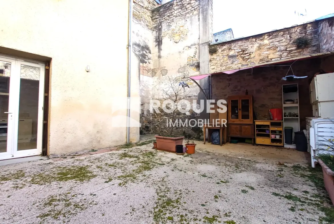 Appartement F3 au 1er étage avec terrasse de 40 m² à Millau 