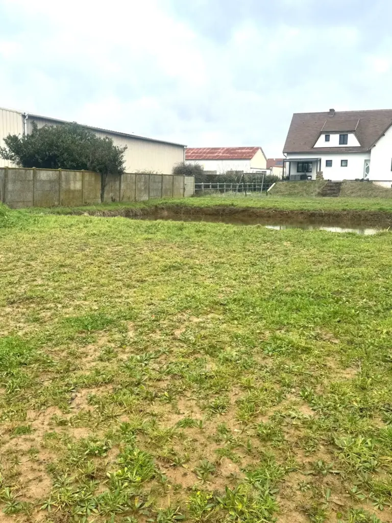 Terrain à bâtir de 662 m² à Gellainville - 4 kms de Chartres