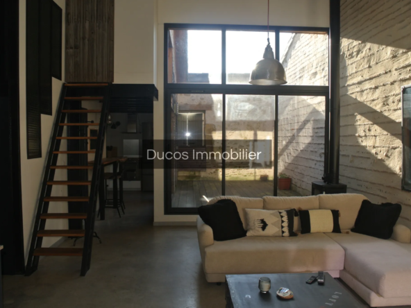 Maison pleine de charme au centre de Marmande avec garage et terrasse 