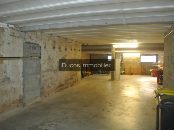 Maison pleine de charme au centre de Marmande avec garage et terrasse 