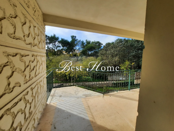 Appartement spacieux avec terrasse et jardin à Nîmes à vendre 