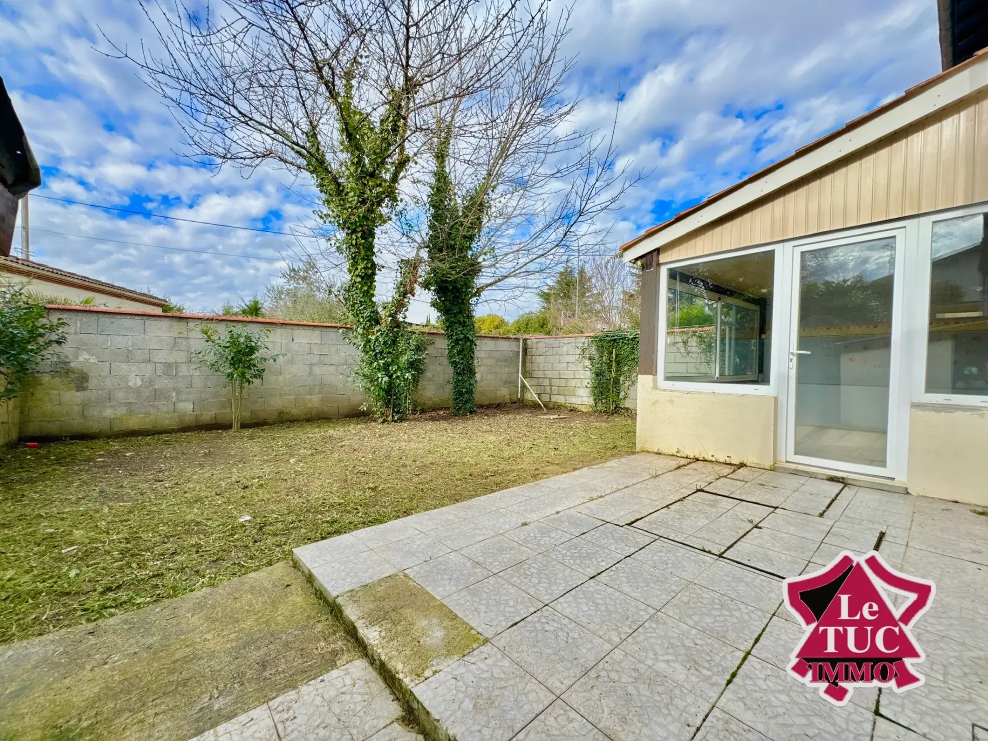 Maison à Villeneuve sur Lot: 3 chambres, garage et jardin 